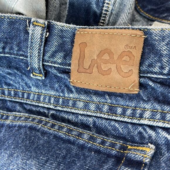 Lee regular wash jeans, size 38x32 - Picture 11 of 11